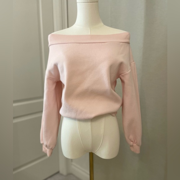 H&M Off Shoulder Sweater - Picture 4 of 6